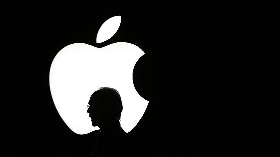 Techkonzerne: 700 Millionen Euro Strafe für Apple und Meta