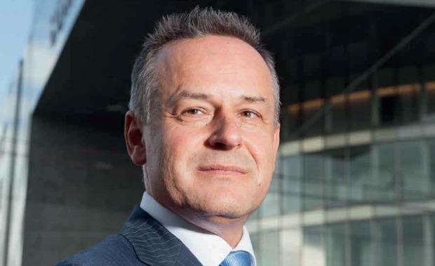 SIX: "Der Bankenplatz wird innerhalb der Schweiz viel kritischer beurteilt als im Ausland."