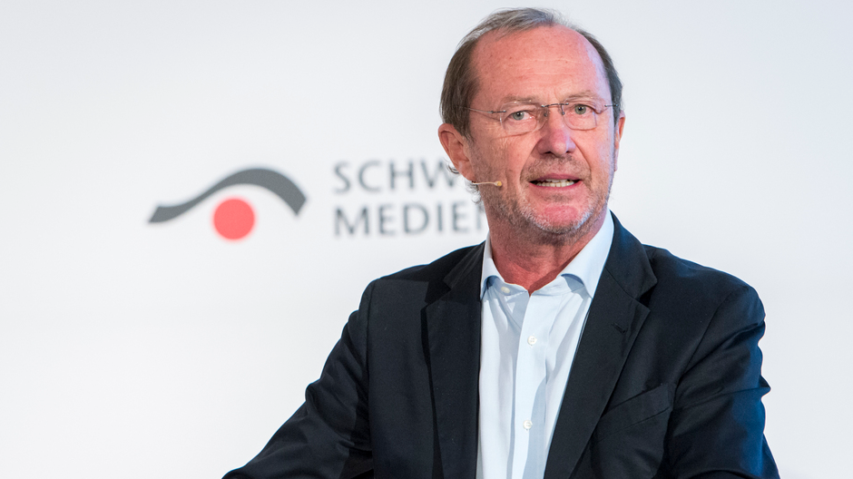 Weltwoche: Kurt W. Zimmermann wirft NZZ «Schleim-Strategie» vor