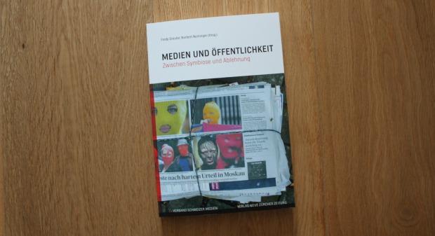 Verband Schweizer Medien: Beziehung Medien - Öffentlichkeit in neuem Buch beleuchtet
