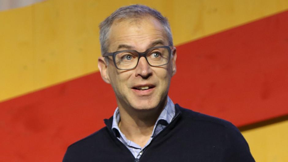 NZZ: «Das Feuilleton soll etwas dynamischer werden»