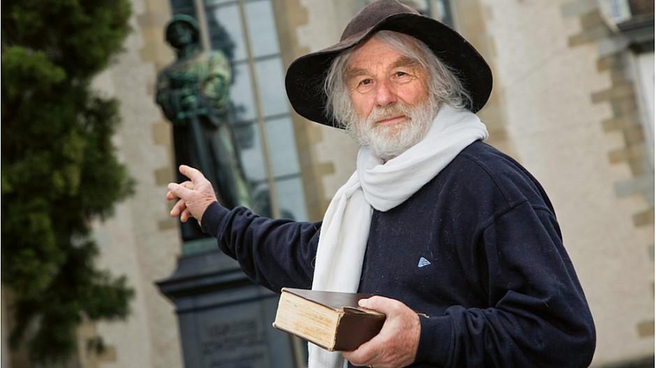 Buch Pfarrer Ernst Sieber: Eine bunte Mischung aus Anekdoten und Kunst