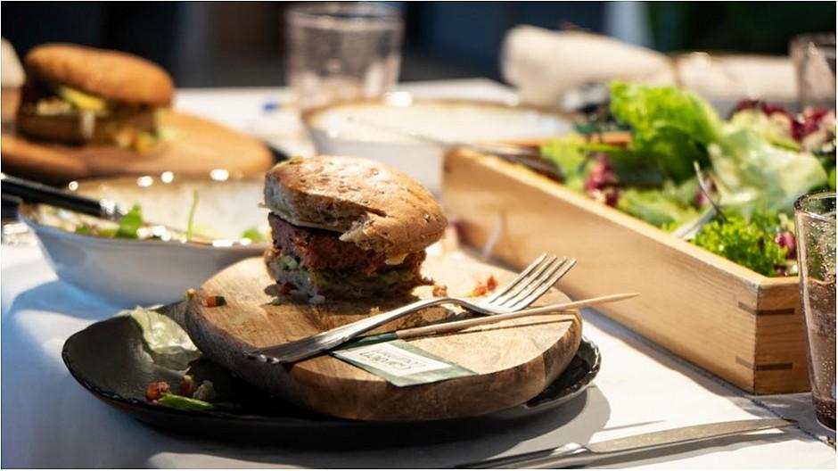 Promotion-Tools: Event für Nestlés veganen Burger inszeniert