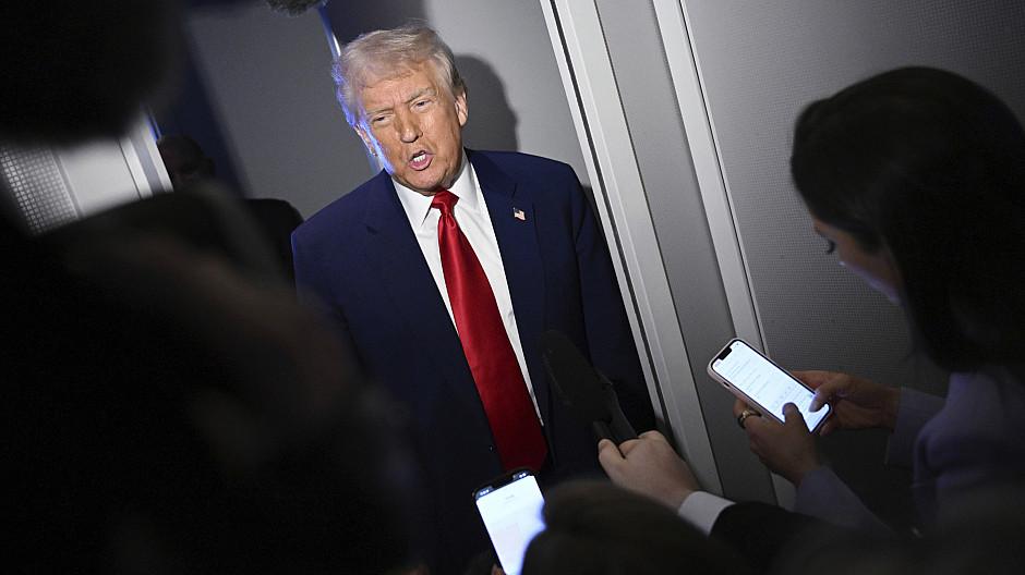 USA: Gericht erlaubt AP Rückkehr ins Oval Office