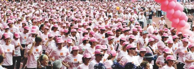 2C Communication: Für und mit Pink Ribbon Charity Walk