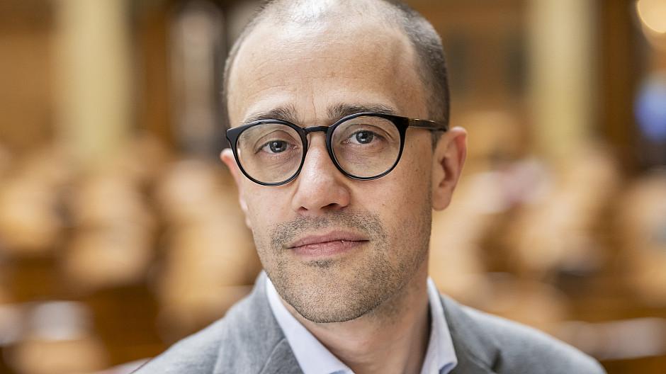 Medienpolitik: SP-Nationalrat kritisiert SRG-Verleger-Deal scharf