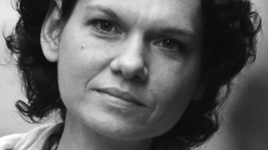 Asli Erdogan: Türkische Autorin in Untersuchungshaft
