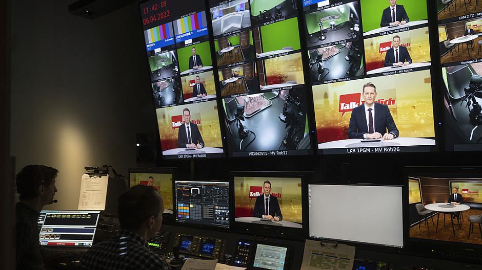 Regionalfernsehen Zürich: Vier Sender wollen eine TV-Konzession