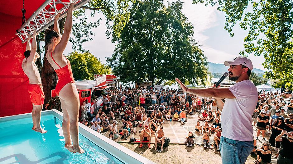 Rivella: Hang Out Challenge über kühlem Nass